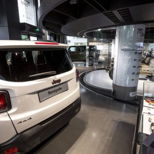 Photo Jeep Renegade 75th Anniversary – MotorVillage Paris (Juin