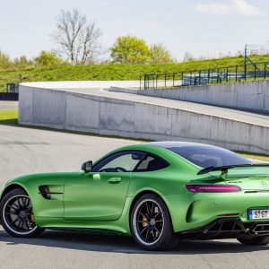 Photo 3/4 arrière Mercedes-AMG GT R (2016)