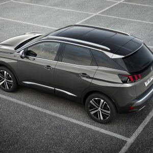 Photo 3/4 arrière Peugeot 3008 GT (2016)