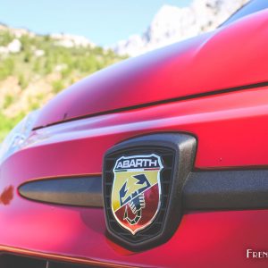 Photo badge Abarth 595 Competizione restylée (2016)