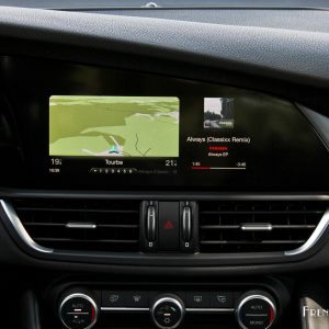 Photo écran tactile Alfa Connect Nav 8,8 Alfa Romeo Giulia (201