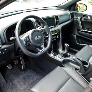 Photo intérieur cuir Kia Sportage IV (2016)