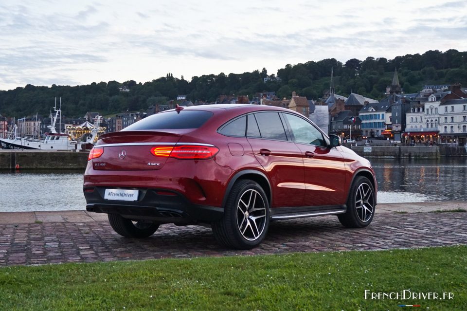 Photo essai Mercedes AMG GLE 43 (450) Coupé (2016)