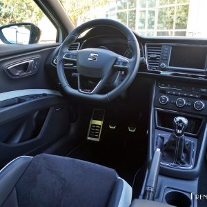 Photo volant cuir SEAT Leon SC Cupra 290 (2016)