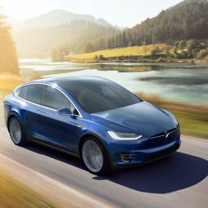 Photo 3/4 avant dynamique Tesla Model X 60D (2016)