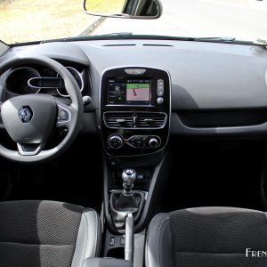 Photo tableau de bord Renault Clio IV restylée (2016)