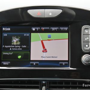 Photo écran tactile R-Link Evolution Renault Clio IV restylée