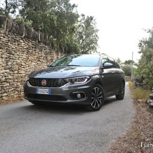 Photo face avant Fiat Tipo Station Wagon (2016)