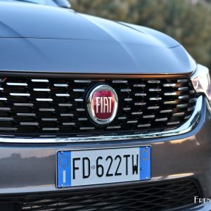 Photo calandre avant Fiat Tipo Station Wagon (2016)