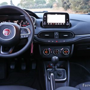 Photo intérieur Fiat Tipo Station Wagon (2016)