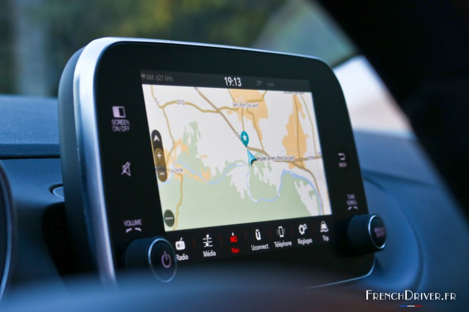 Photo navigation GPS écran tactile Fiat Tipo Station Wagon (201