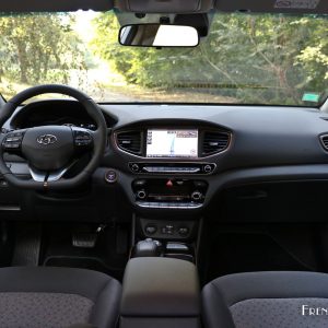 Photo intérieur Hyundai Ioniq (2016)
