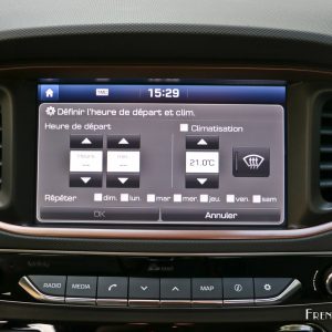 Photo climatisation programmable écran tactile Hyundai Ioniq (2