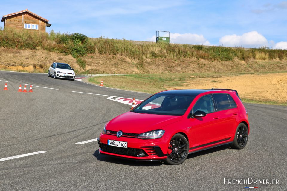 Photo essai Volkswagen Golf GTI Clubsport 2.0 TSI 265 (2016)