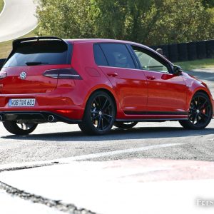 Photo 3/4 arrière Volkswagen Golf GTI Clubsport 2.0 TSI 265 (20