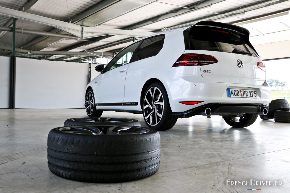 Photo essai Volkswagen Golf GTI Clubsport 2.0 TSI 265 (2016)