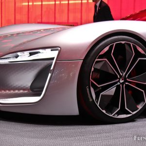 Photo jante aluminium Renault Trezor Concept – Mondial Auto Pari