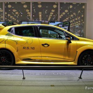Photo profil Renault Clio R.S. 16 Concept – Mondial Auto Paris 2