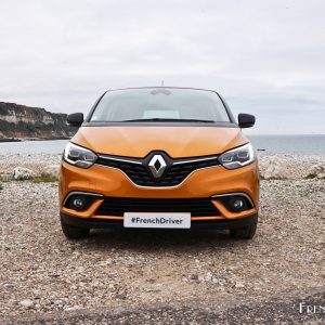 Photo face avant Renault Scénic IV (2016)