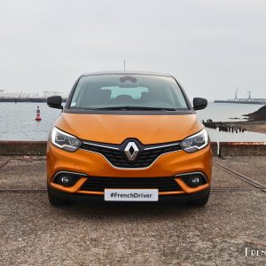 Photo face avant Renault Scénic IV (2016)