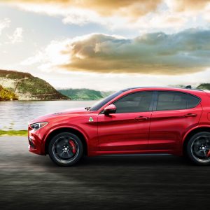 Photo profil Alfa Romeo Stelvio Quadrifoglio (2017)