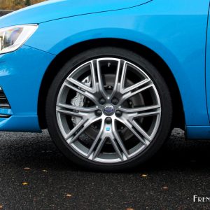 Photo jante aluminium 20 Volvo V60 Polestar (2016)