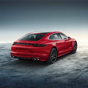 Photo officielle Porsche Panamera Turbo Executive par Porsche Ex