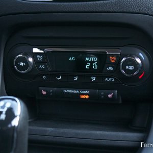 Photo console climatisation automatique Ford Ka+ (2016)
