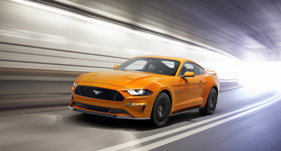 Photo officielle Orange Fury Ford Mustang GT V8 restylée (2017)