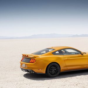 Photo officielle Orange Fury Ford Mustang GT V8 restylée (2017)