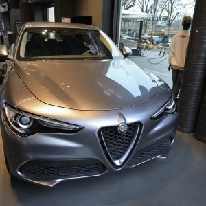Photo face avant Alfa Romeo Stelvio First Edition (2017) – Motor