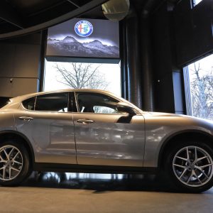 Photo profil Alfa Romeo Stelvio First Edition (2017) – MotorVill