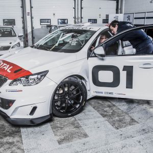 Photo première livraison Peugeot 308 Racing Cup (2017)