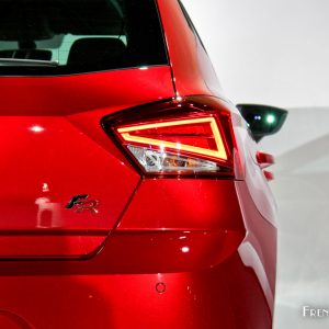 Photo feu arrière LED SEAT Ibiza V – Présentation à Barcelone
