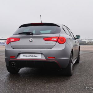 Photo 3/4 arrière essai Alfa Romeo Giulietta Pack Veloce (2017)