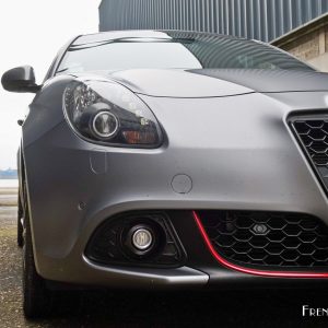 Photo détail bouclier avant Alfa Romeo Giulietta Pack Veloce (2