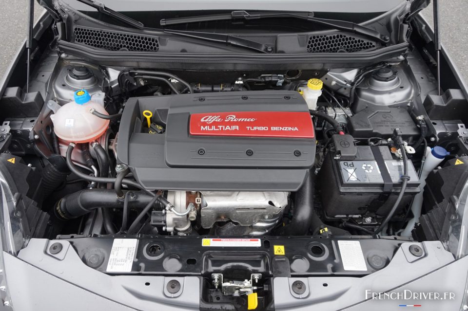 Photo moteur essence 1.4 MultiAir 150 Turbo Alfa Romeo Giulietta
