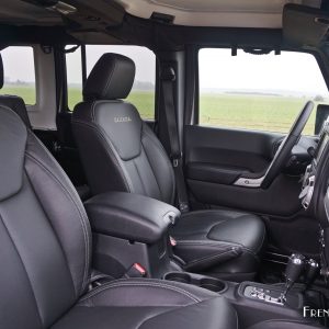 Photo sièges cuir Jeep Wrangler (2017)