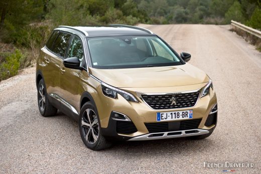 Photo 3/4 avant nouveau SUV Peugeot 5008 II (2017)