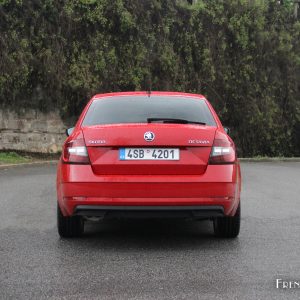 Photo face arrière Škoda Octavia Berline restylée (2017)