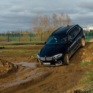 Photo officielle BMW X5 xDrive – Partenariat Magny Cours (Mars 2