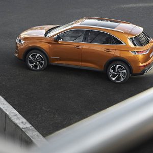 Photo officielle 3/4 arrière DS 7 Crossback (2017)