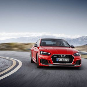 Photo face avant dynamique nouvelle Audi RS 5 (2017)