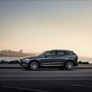 Photo officielle 3/4 avant Volvo XC60 Inscription (2017)