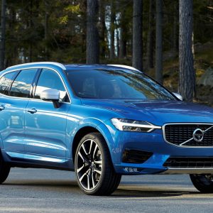 Photo 3/4 avant Volvo XC60 T6 R-Design (2017)