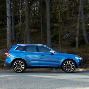 Photo profil Volvo XC60 T6 R-Design (2017)