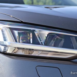 Photo feu avant Full LED Audi Q2 TDI 190 S Line (2017)