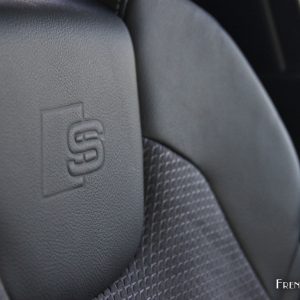 Photo sigle S sièges Audi Q2 TDI 190 S Line (2017)