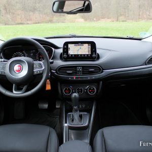 Photo essai tableau de bord Fiat Tipo 5 portes DCT (2017)