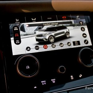 Photo mode conduite écran tactile Range Rover Velar – Paris (20